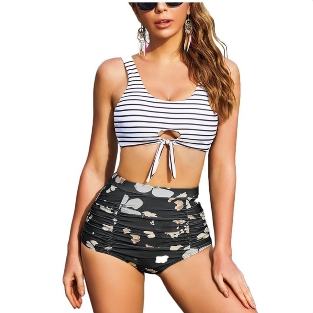 NWT SheShow Avidlove High Waisted Bikini Set Floral Striped Keyhole Swim suit